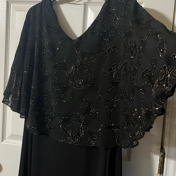 JM Studio 👗 dresses - Picture 5 of 5